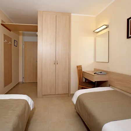 Hotel Delfin Plava Laguna-2